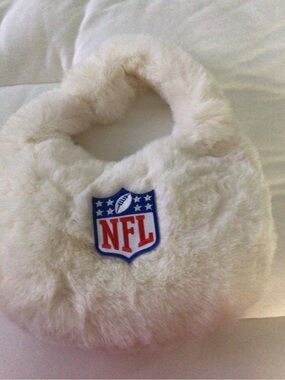 NFL Plush Bib in White with Blue and Red Logo